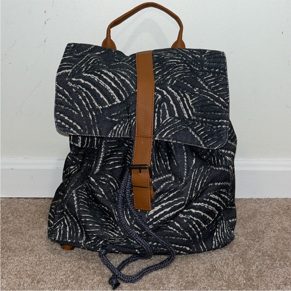 Lu and Elle Paradise Palm backpack main image 6